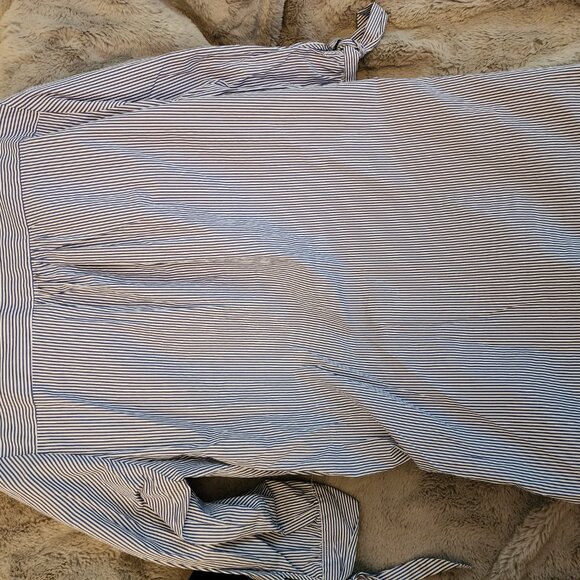 Blue/White Striped button down Tunic - Zara Woman, Size M, Polyester - Picture 3 of 4